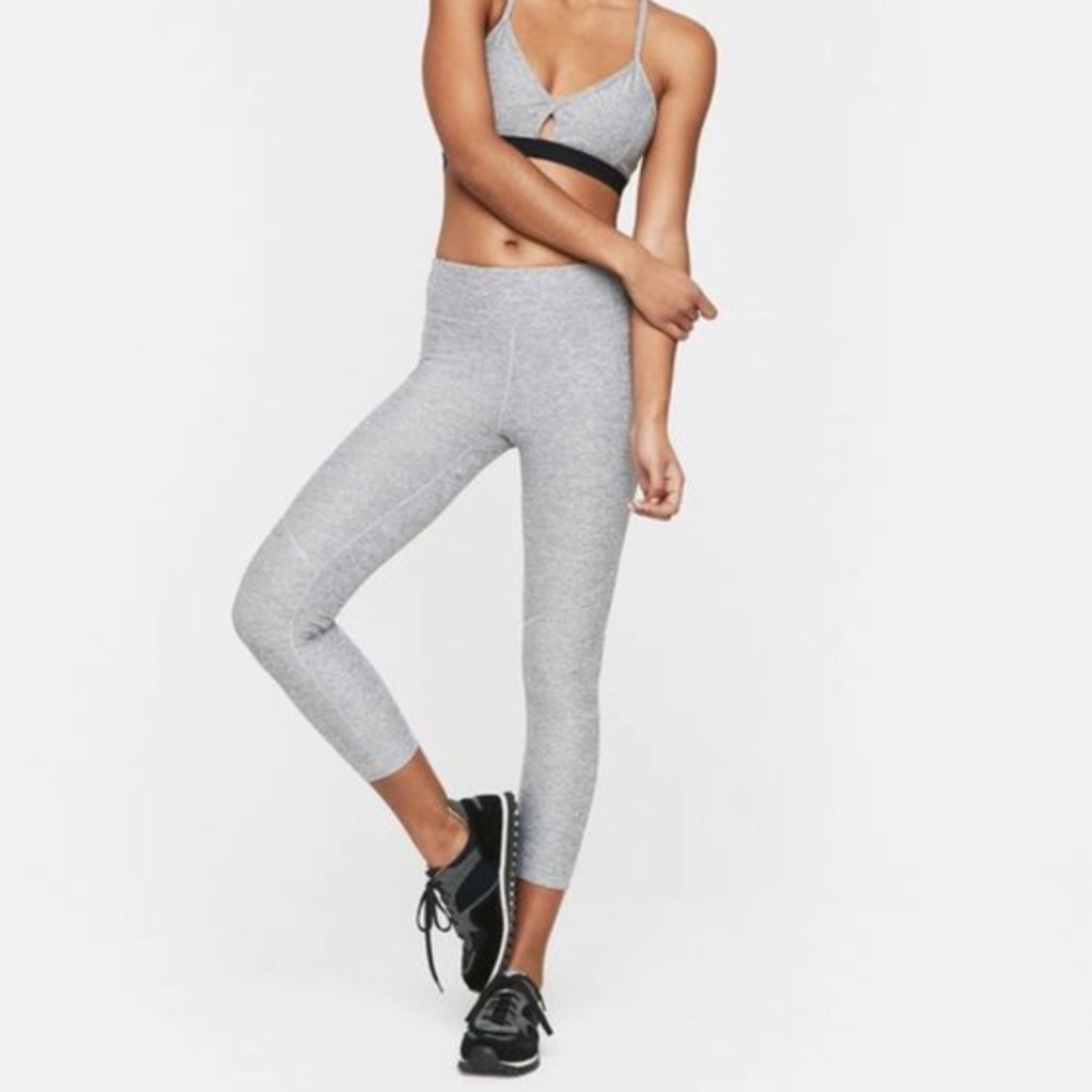 Outdoor Voices Light Gray Warmup Crop‎ Leggings